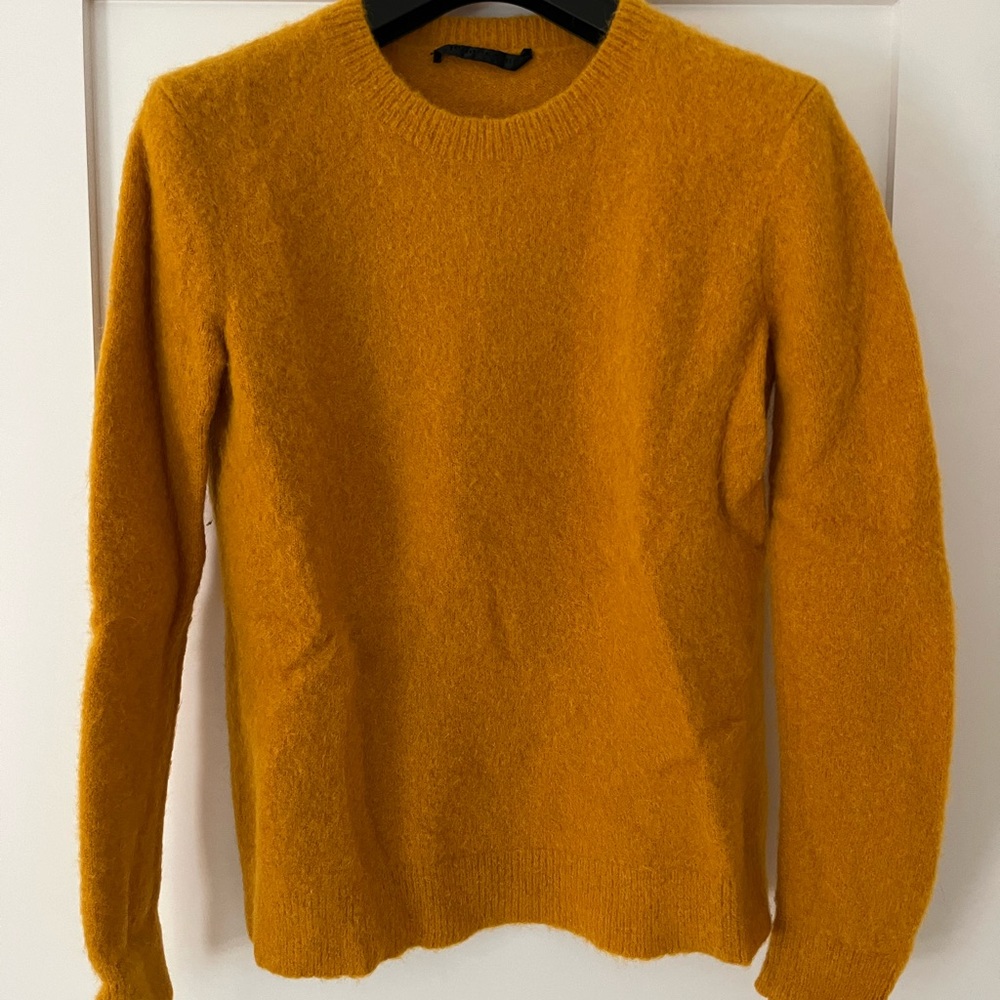 Jenni Kayne Sweater Size S Gold Color